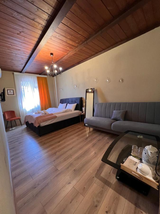 Hotel Old Tbilisi 5 Rooms エクステリア 写真